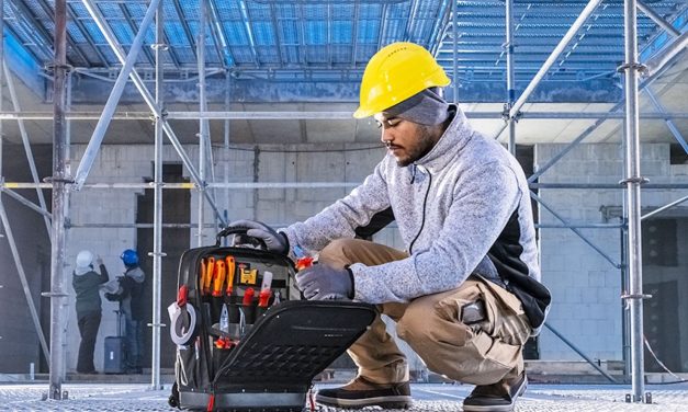 KNIPEX keeps electricians organised on the go
