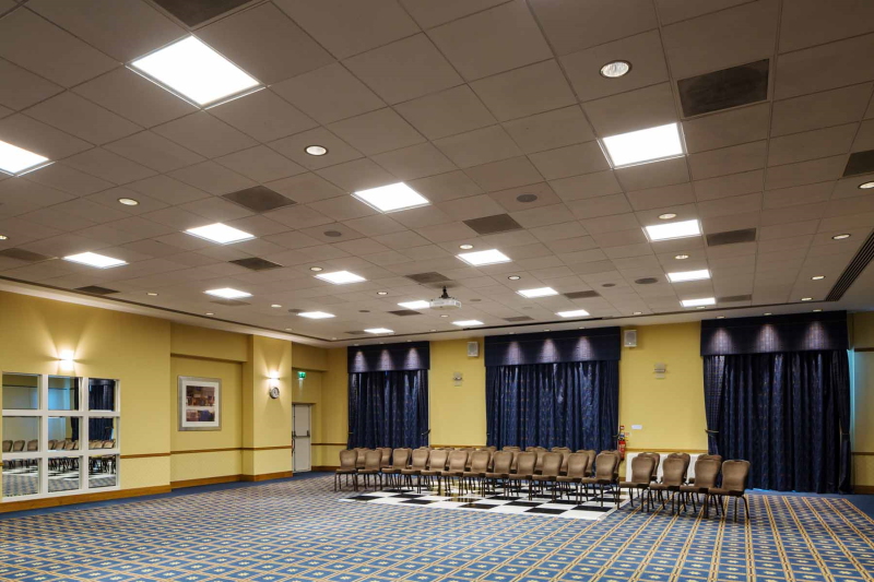 642529 standstedhotel10