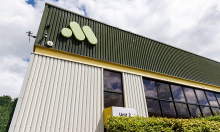 Markerstudy Insurance Group increases business resilience, efficiency and data centre sustainability with Schneider Electric and on365