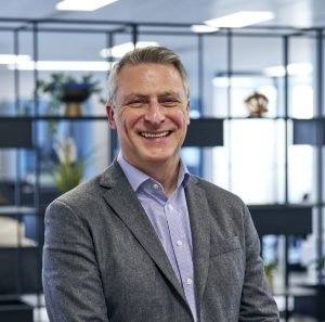 DSC07866 Graeme Hamilton 1 1024x1015 2