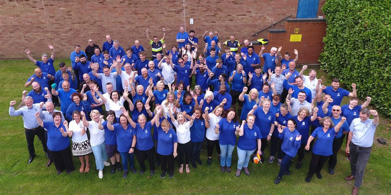 Mec Com fabricates a record year to celebrate a quarter of a century in business