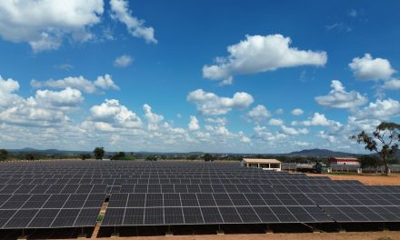 UKSOL exports 4,500 PV Panels for Bolivia’s largest private solar plant