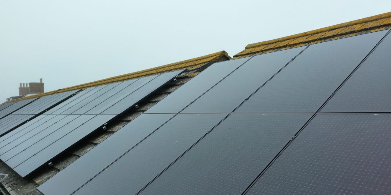 UKSOL celebrates double milestone at 2025 Installer Show