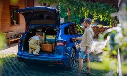 Tuxera brings expertise in automotive data storage and networking solutions to connected car and EV architectures